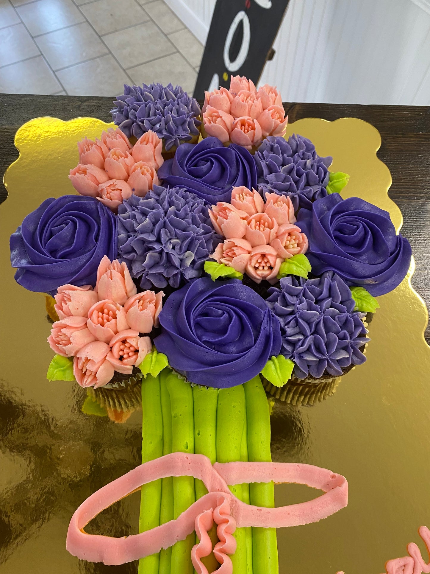 Mother’s Day cupcake bouquet 