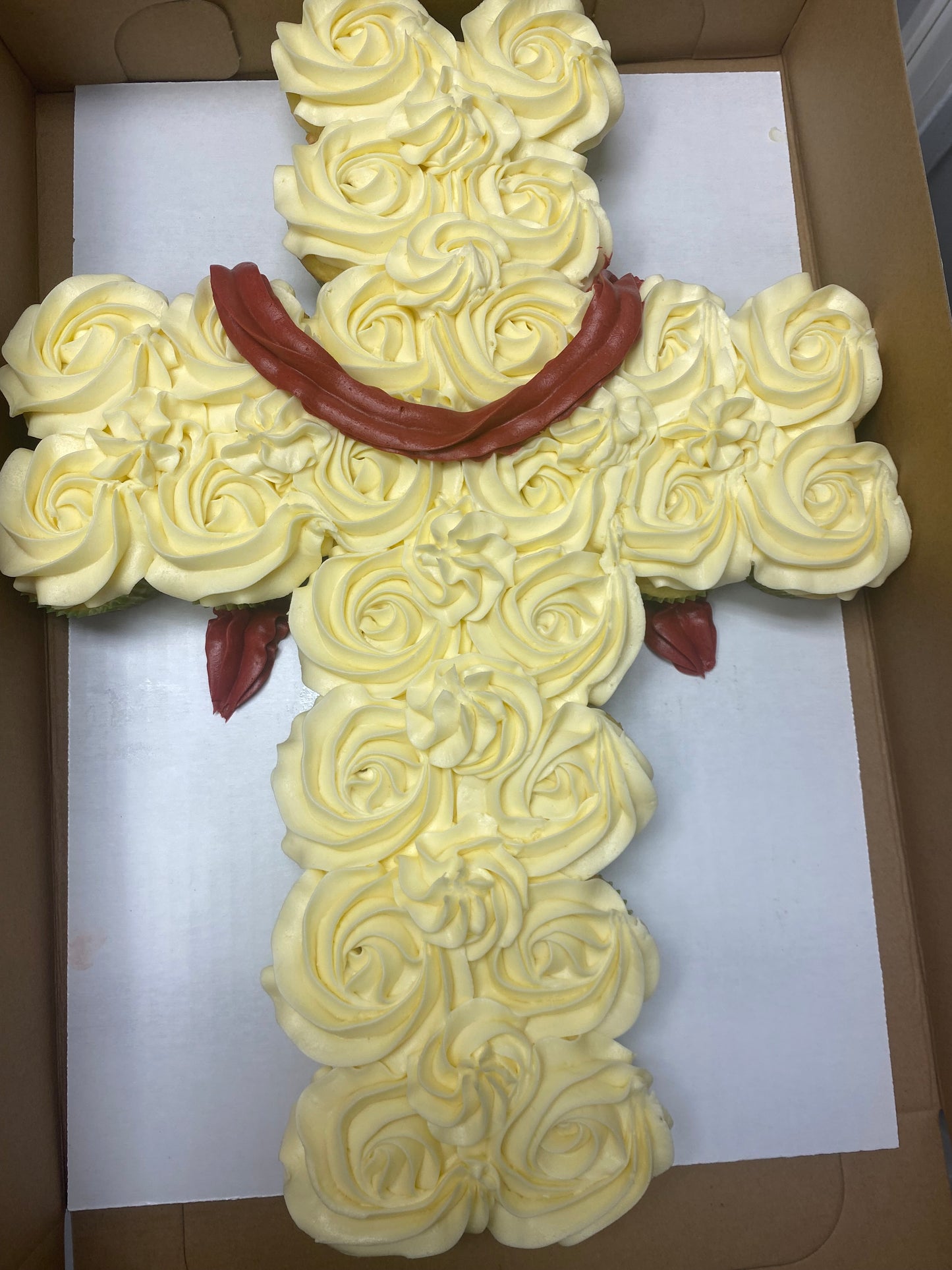 Cross pull apart cupcakes